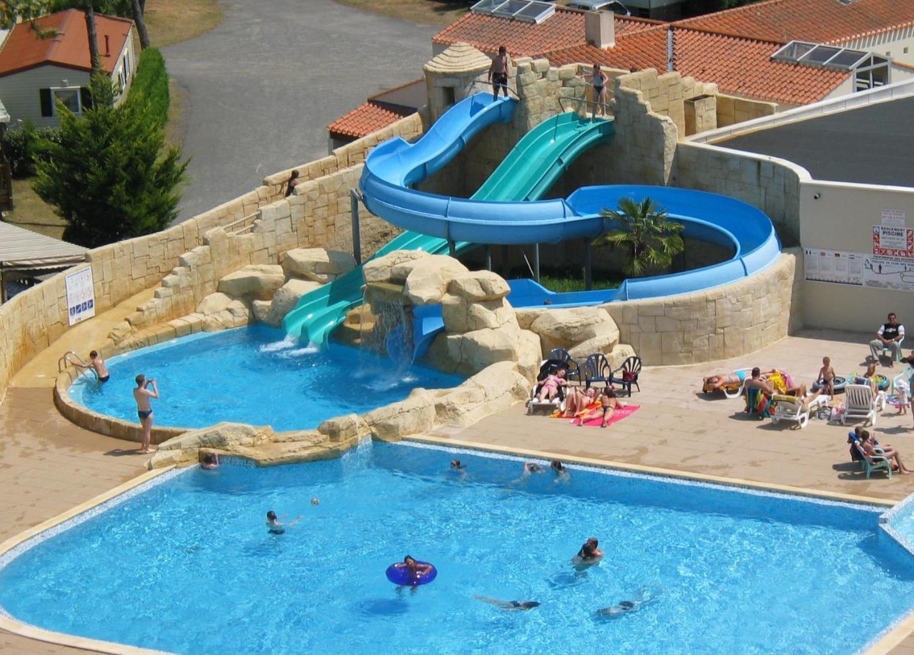 Camping Le Clos Des Pins Hotel Saint-Hilaire-de-Riez Exterior photo